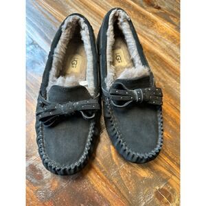 UGG Dakota‎ Studded Bling Bow Black Suede Moccasin Slippers Shearling Women Sz 7